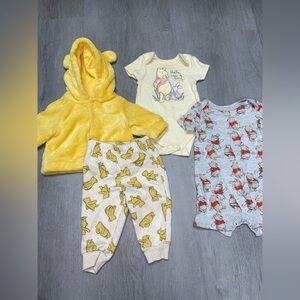 Disney Baby Winnie the Pooh Matching Set Bundle Size 0-3 Months